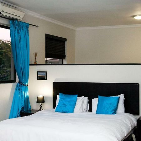 Rivendell Hotel Hartbeespoort Exterior foto